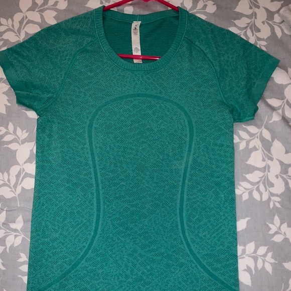 lululemon athletica Tops - FINAL DROP🤩 Lululemon Tech Swiftly Crew